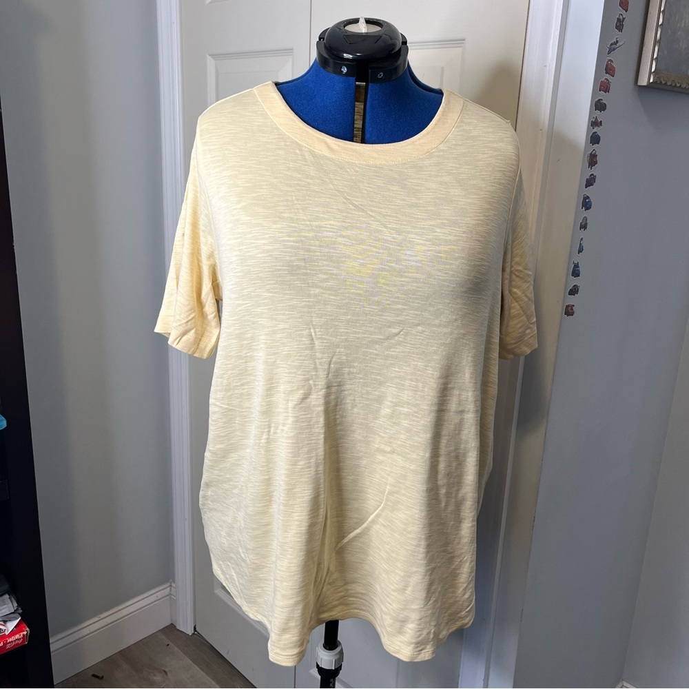 Jill  woman top size xl.    K